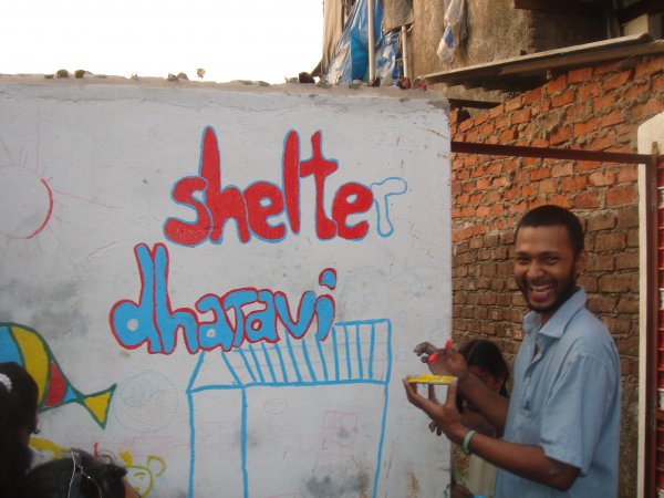 Dharavi Shelter Entrance Mural