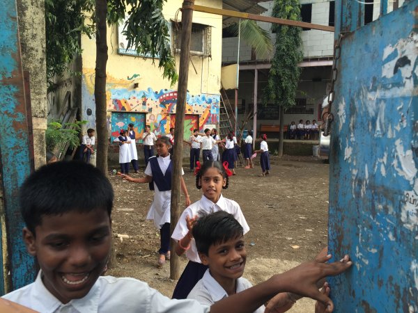 Urbz School Children of Dharavi